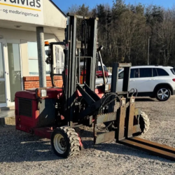 brugt medbringertruck fra moffett