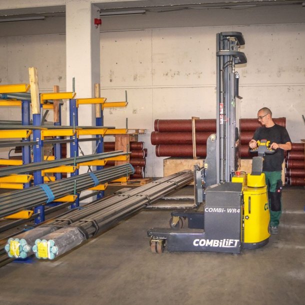 Combilift stabler med saks 