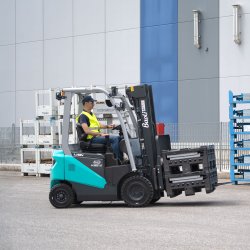 Kompakt el truck fra Baoli