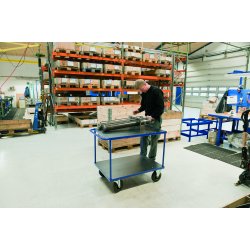 Bordvogn til lager og produktion