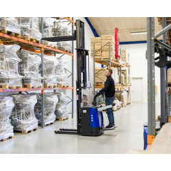 Elektrisk stabler med frilft og stplade 1200 kg