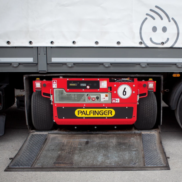 Boksmonteret medbringertruck fra Palfinger