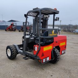 Transmanut TTI 2500 kg.